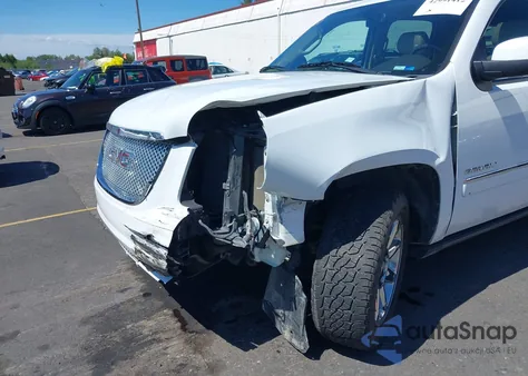 2011 GMC Yukon Xl 1500 Denali z USA, uszkodzony, nr VIN 1GKS2MEF5BR171952